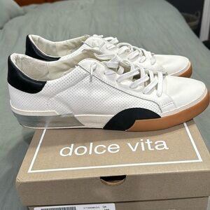 Dolce Vita Sneakers